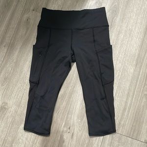 Athleta Cropped Leggings 15”